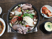 천수만바지락칼국수낙지마당