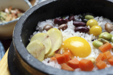 반야돌솥밥