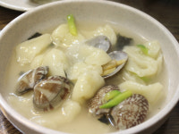 밀향기칼국수 보쌈