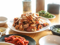 당일왕족발