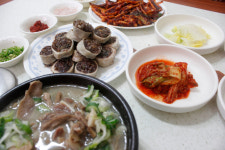 용궁단골식당본점