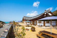 청산도그린한옥펜션