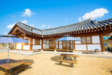 청산도그린한옥펜션