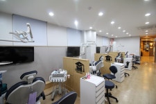 더바른플란트치과의원
