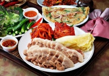 장충동왕족발보쌈 중리점
