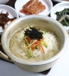 엄마손보리밥칼국수