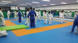 군포시유도회관