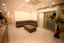 나래비뇨기과의원