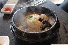 당산마루 능이버섯삼계탕