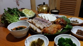 정든사랑채 삼합보쌈