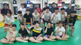 스타킥복싱체육관
