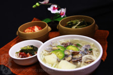 청정 칼국수 수제비 전문점