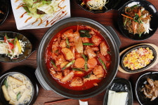 돈품닭 대구본점