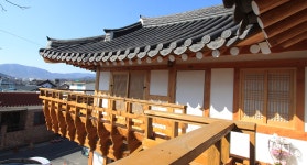 서라벌한옥관
