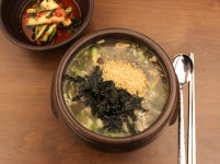 바른식 시골보쌈&감자옹심이 사당별관