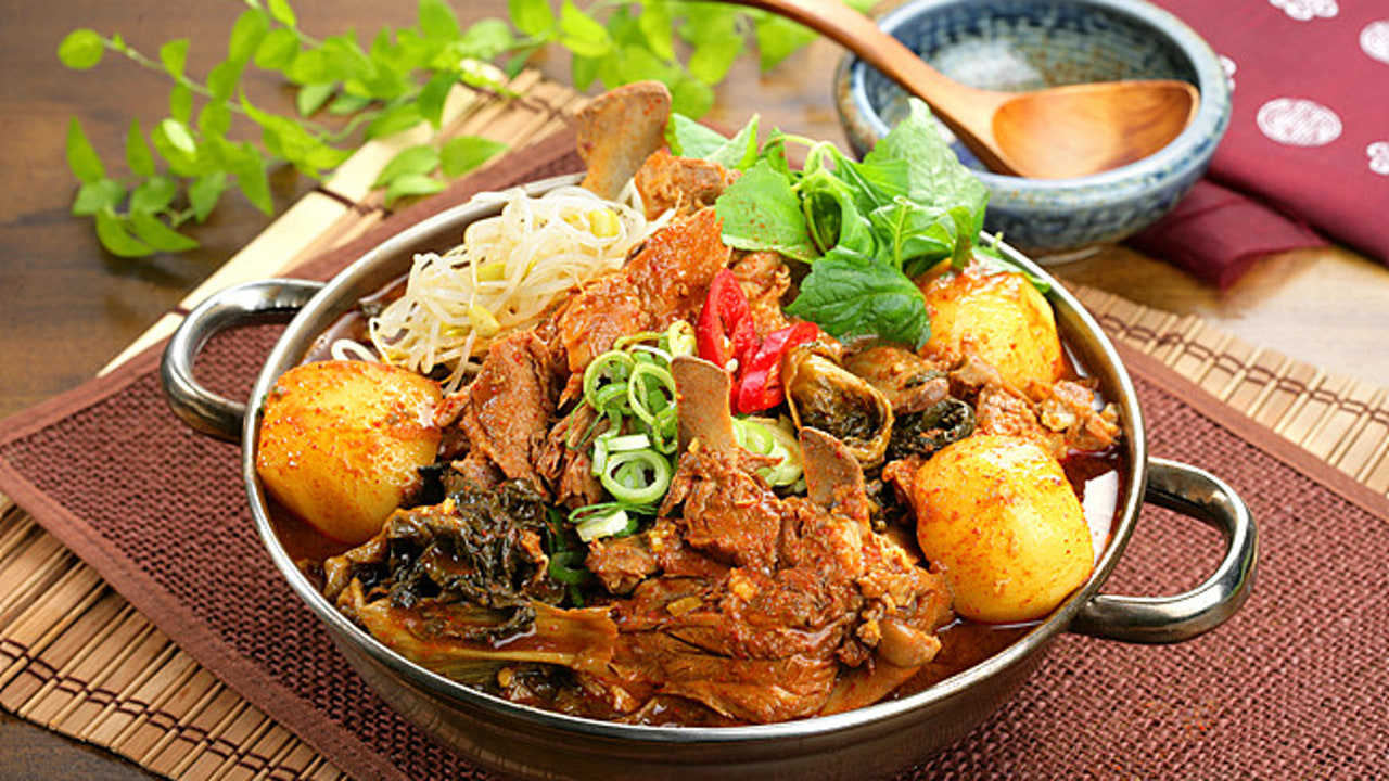맛나감자탕 서동점