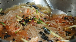 단양 냉천막국수 식당