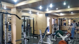 스타존휘트니스헬스클럽신월점