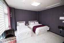 더스테이호스텔펜션