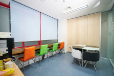 아이디스퀘어 비지니스센터