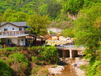 용추민박
