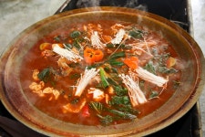 돌집민박식당