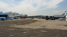 행복 대형 화물 주차장