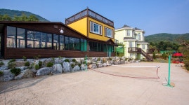 숲속의오후펜션