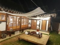 백년한옥