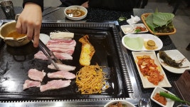 쩡이돌판삼겹살