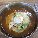 오밀조밀 밀면