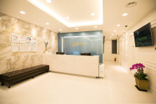 아크로내과의원