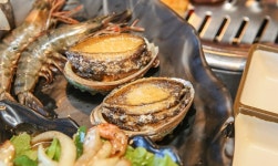 바다를본돼지 제주협재판포점