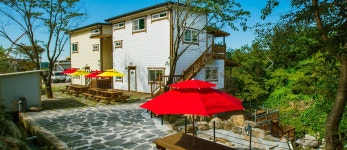 온누리펜션 커플 가족 단체 계곡 복층펜션