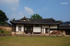 백일헌종택