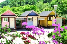 뒤뜰계곡예쁜집펜션