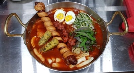 홍스떡볶이 쌍사점