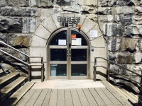 미아리고개 예술극장