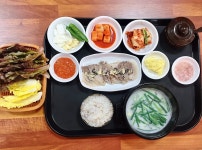 마카국밥국수