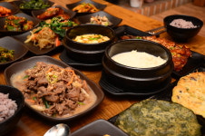 고모리 뜰안에밥상