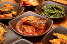 고모리 뜰안에밥상