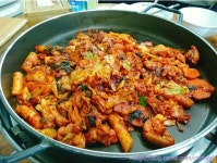 중화호반닭갈비막국수 본점