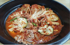 뚱이네 김치찜