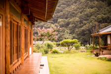 여유당한옥펜션