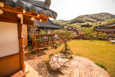 여유당한옥펜션