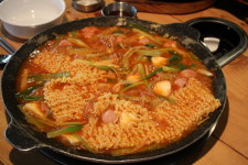 45년의정부부대찌개 홍대점