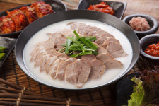한뚝수육국밥 평택포승점