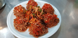 초계탕막국수