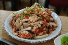 청기와지붕아래