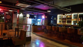 더킹라운지앤펍